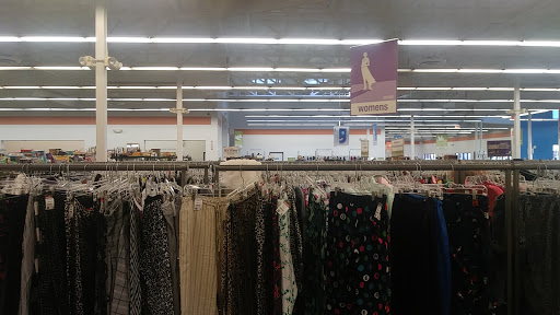 Thrift Store «Dysart Goodwill Retail Store & Donation Center», reviews and photos, 5116 N Dysart Rd, Litchfield Park, AZ 85340, USA