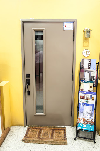 Door Supplier «Florida Lumber Co», reviews and photos, 2431 NW 20th St, Miami, FL 33142, USA