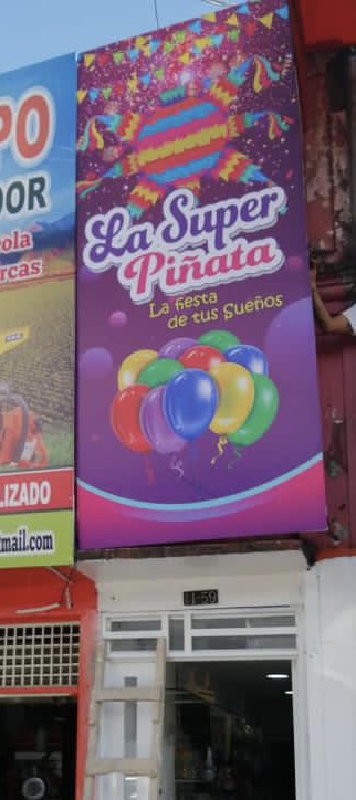 La Súper Piñata Florencia