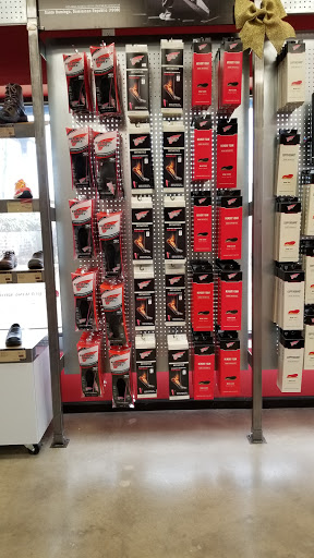 Shoe Store «Red Wing», reviews and photos, 2788 Crain Hwy, Waldorf, MD 20601, USA