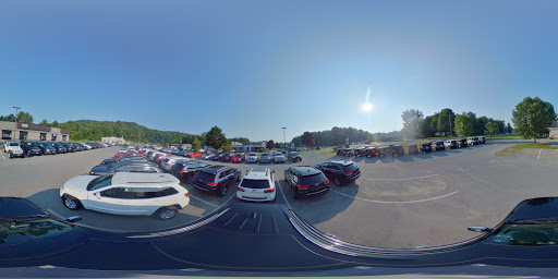 Jeep Dealer «Nemer Chrysler Jeep Dodge Ram of Saratoga», reviews and photos, 617 Maple Ave, Saratoga Springs, NY 12866, USA