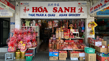 Asian grocery store