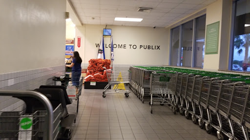 Supermarket «Publix Super Market at Churchill Square», reviews and photos, 303 SE 17th St, Ocala, FL 34471, USA