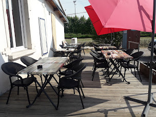 Photo n°24 de Bar Brasserie Tabac Le Longchamp à Thaon-les-Vosges ()