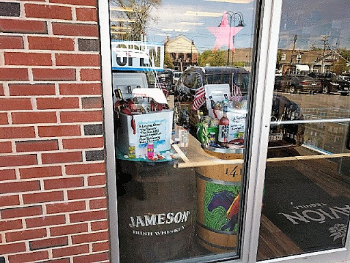 Wine Store «Red Gamay Wines & Liquors», reviews and photos, 45 Merrick Rd, Amityville, NY 11701, USA