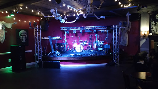Live Music Venue «Vosh», reviews and photos, 1414 Riverside Dr, Lakewood, OH 44107, USA