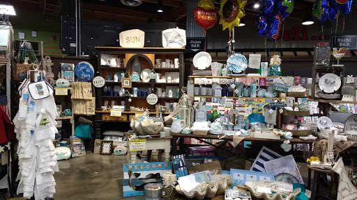 Shopping Mall «Pismo Coast Shopping Plaza», reviews and photos, 555 5 Cities Dr, Pismo Beach, CA 93449, USA