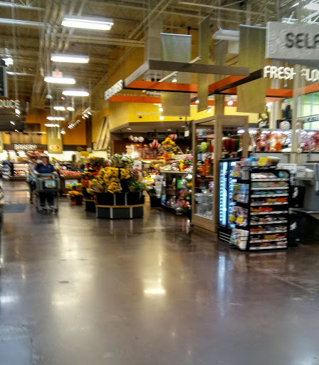 Grocery Store «Fred Meyer», reviews and photos, 2500 Santiam Hwy SE, Albany, OR 97322, USA