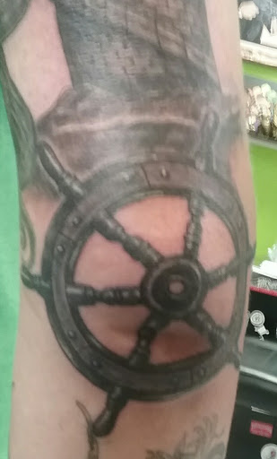 Explore twin tattoo ideas, creative tattoo ideas in Walla Walla, available at Tatmandu