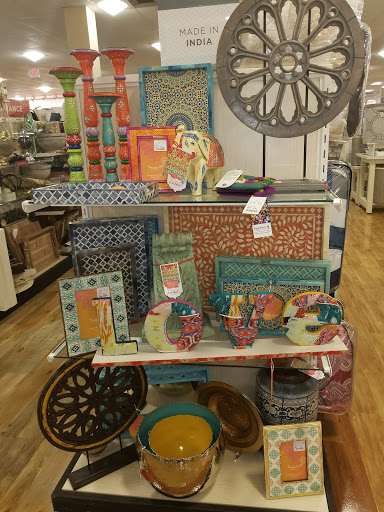 Department Store «Marshalls & HomeGoods», reviews and photos, 11 Cornerstone Square, Westford, MA 01886, USA