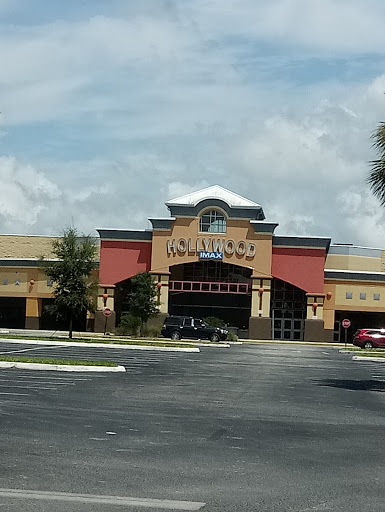 Movie Theater «Regal Cinemas Hollywood 16 & IMAX - Ocala», reviews and photos, 2801 SW 27th Ave, Ocala, FL 34471, USA