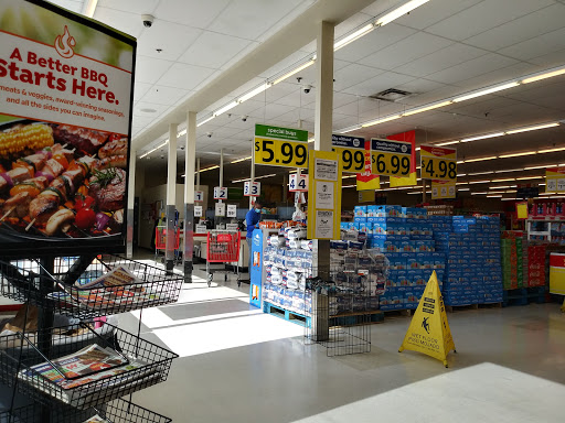 Grocery Store «Save-A-Lot», reviews and photos, 2420 N Dixie Hwy, Hollywood, FL 33020, USA