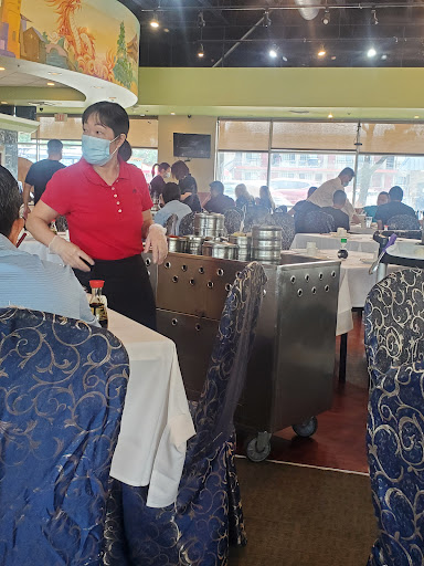 Shopping Mall «Eastport Plaza Shopping Center», reviews and photos, 4000 SE 82nd Ave, Portland, OR 97266, USA