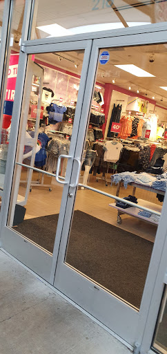 Shopping Mall «Seattle Premium Outlets», reviews and photos, 10600 Quil Ceda Blvd, Tulalip, WA 98271, USA