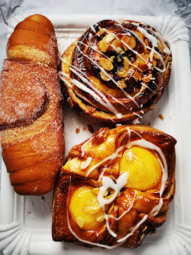 Pastelería La Pirámide