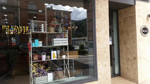 Peluquería Maiatz en Arrasate, Guipúzcoa