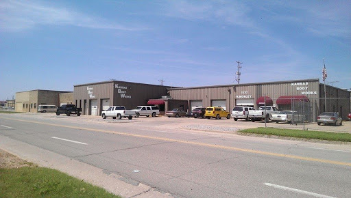 Auto Body Shop «Kansas Body Works, Inc.», reviews and photos, 1137 N Mosley St, Wichita, KS 67214, USA