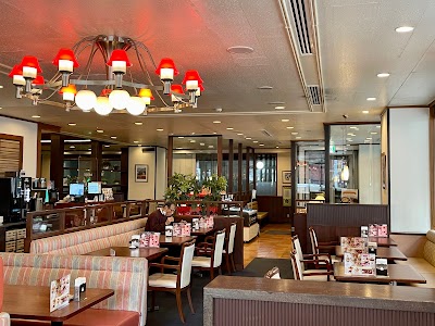 ロイヤルホスト森ノ宮店