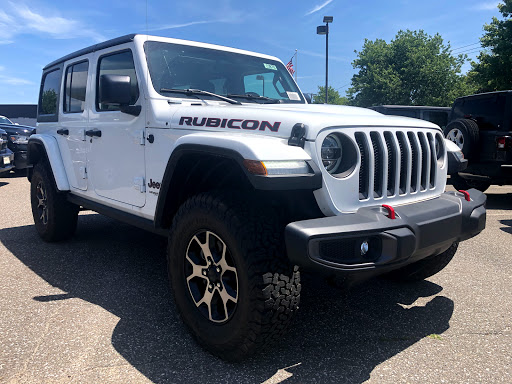 Car Dealer «Chrysler Dodge Jeep Ram Southampton», reviews and photos, 691 County Rd 39A, Southampton, NY 11968, USA