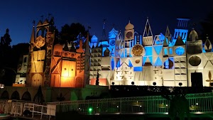 its a small world - photo 6