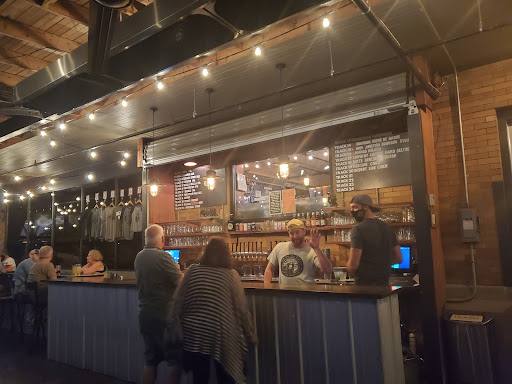 Brewpub «The Filling Station Microbrewery», reviews and photos, 642 Railroad Pl, Traverse City, MI 49686, USA