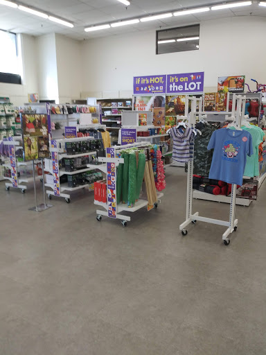 Discount Store «Big Lots», reviews and photos, 106 Cumberland Square, Crossville, TN 38555, USA