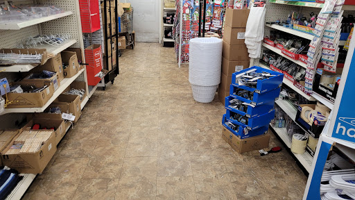 Dollar Store «Dollar Tree», reviews and photos, 2241 Citrus Blvd #107, Leesburg, FL 34748, USA