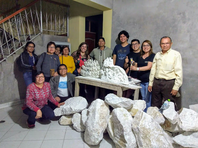 Comentarios y opiniones de Taller De Esculturas En Piedra De Huamanga- Julio Gálvez