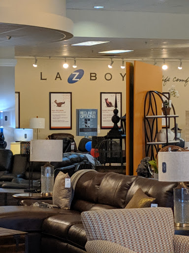 Furniture Store «La-Z-Boy Furniture Galleries», reviews and photos, 2830 Patriot Blvd, Glenview, IL 60026, USA