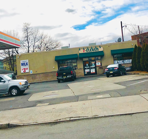 7-Eleven, 122 Bloomfield Ave, Bloomfield, NJ 07003, USA, 