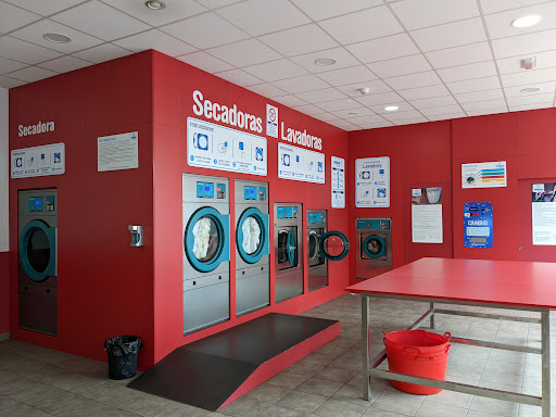 Burbuja blanca Autolavanderia