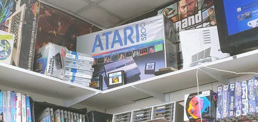 Video Game Store «Gameplay Long Beach», reviews and photos, 5911 E Spring St, Long Beach, CA 90808, USA