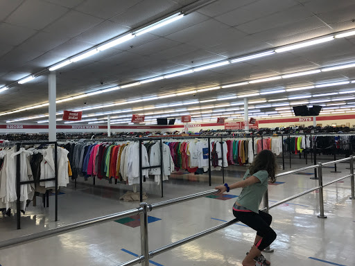 Thrift Store «Texas Thrift Store», reviews and photos, 1105 W Pipeline Rd, Hurst, TX 76053, USA