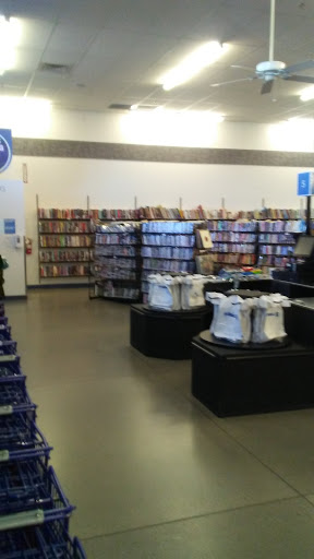 Thrift Store «Yuma Frontage Goodwill Retail Store & Donation Center», reviews and photos