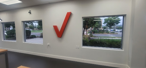 Cell Phone Store «Verizon Authorized Retailer - Wireless Zone», reviews and photos, 148 NJ-31, Flemington, NJ 08822, USA