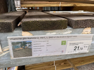 La Cour De Materiaux à Longueau
