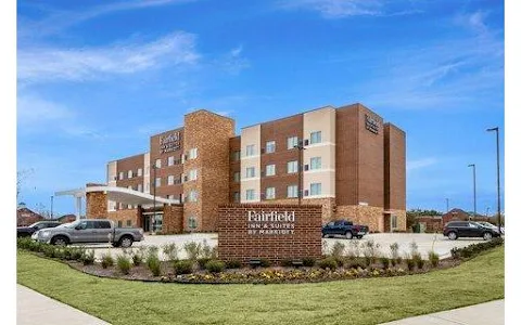 Fairfield Inn & Suites by Marriott Dallas DFW Airport North/Coppell Grapevine image