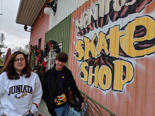 Skate Shop «Montrose Skate Shop», reviews and photos, 3202 White Oak Dr, Houston, TX 77007, USA