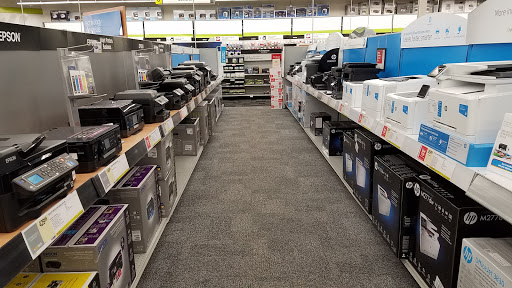 Office Supply Store «Staples», reviews and photos, 1600 S Grand Hwy, Clermont, FL 34711, USA