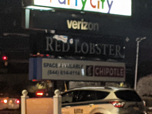 Cell Phone Store «Verizon», reviews and photos, 7000 Hadley Rd, South Plainfield, NJ 07080, USA