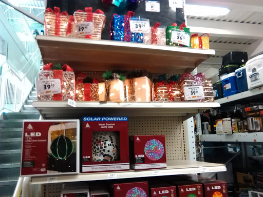 Home Improvement Store «Menards», reviews and photos, 121 Frances Ln, Beaver Dam, WI 53916, USA