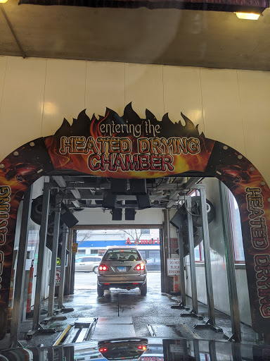 Car Wash «Clean Machine Car Wash», reviews and photos, 3218 W Irving Park Rd, Chicago, IL 60618, USA