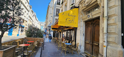 L'Auberge Café à Paris
