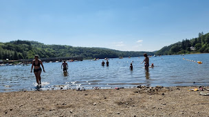 Photo n°35 de Hôtel Restaurant Snack Bar La Plage à La Salvetat-sur-Agout ()