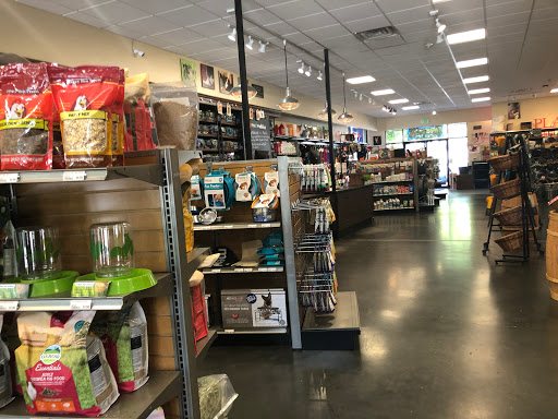 Pet Supply Store «Mud Bay», reviews and photos, 2750 77th Ave SE, Mercer Island, WA 98040, USA