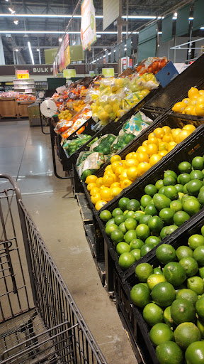 Grocery Store «H-E-B Grocery», reviews and photos, 407 S Adams St, Fredericksburg, TX 78624, USA