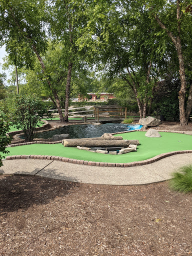 Miniature Golf Course «Highland Park Golf Learning Center», reviews and photos, 2205 Skokie Valley Rd, Highland Park, IL 60035, USA