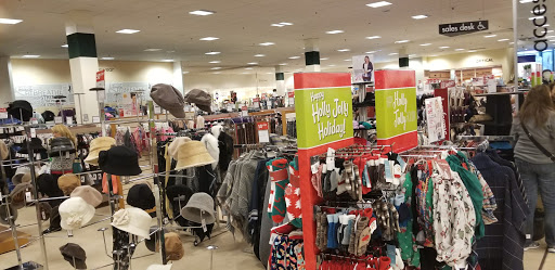 Shopping Mall «Colonial Park Mall», reviews and photos, 4600 Jonestown Rd, Harrisburg, PA 17109, USA