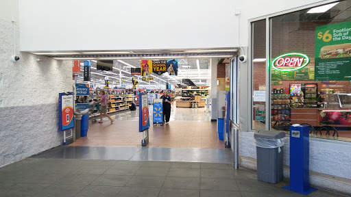 Department Store «Walmart Supercenter», reviews and photos, 2801 Commerce Dr, Coralville, IA 52241, USA