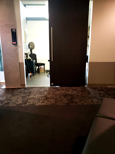 Hair Salon «Salon Lofts Ellisville Fountain Plaza», reviews and photos, 15868 Fountain Plaza Dr, Ellisville, MO 63011, USA